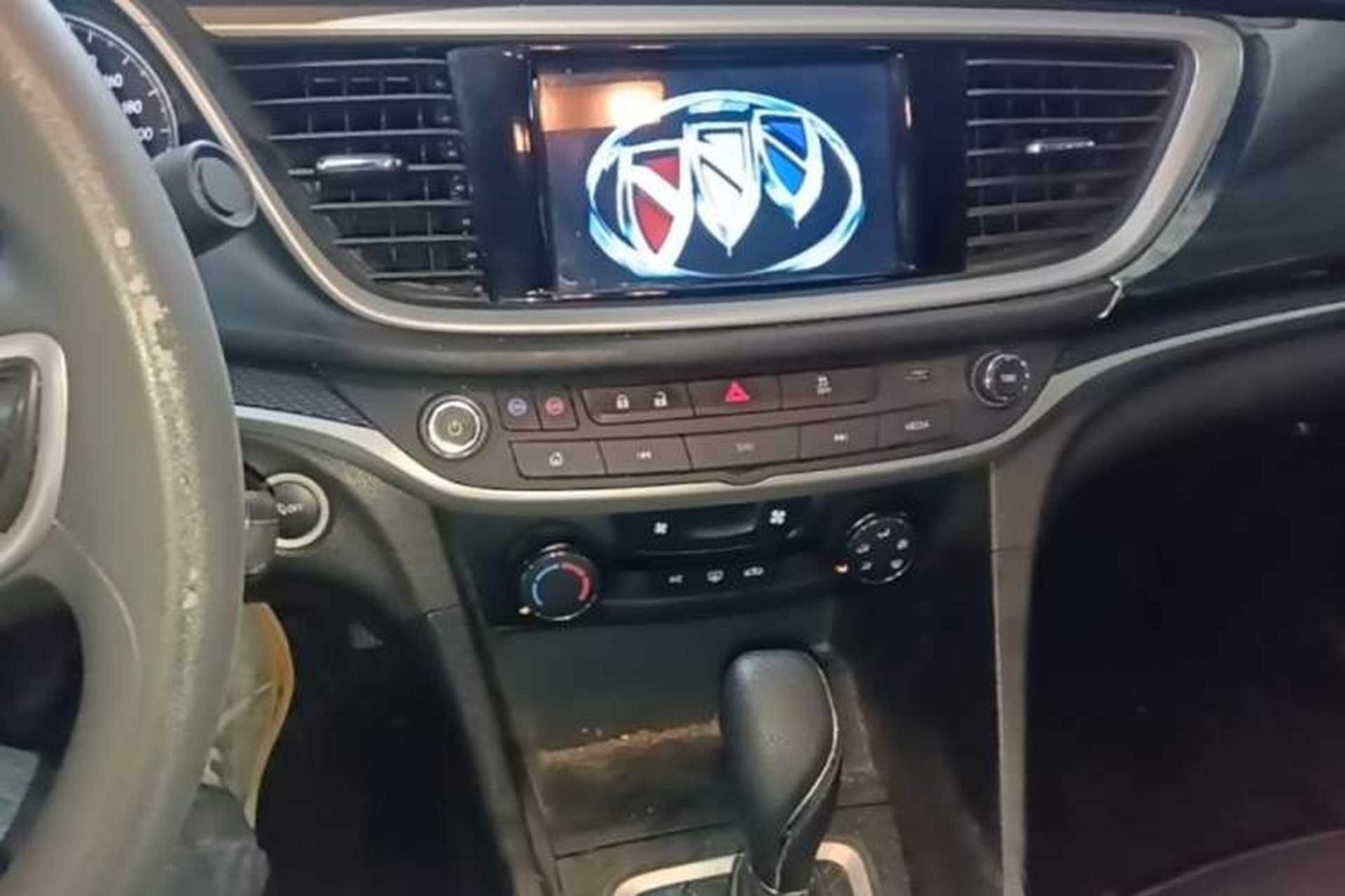 Used Buick GT 2021 Revised Version Flagship 1.5L Automatic Elite Edition Audio And AC Panel