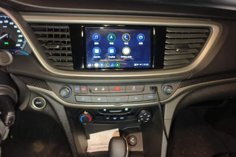 Used Buick GT 2021 Revised Version Flagship 1.5L Automatic Elite Edition Audio And AC Panel