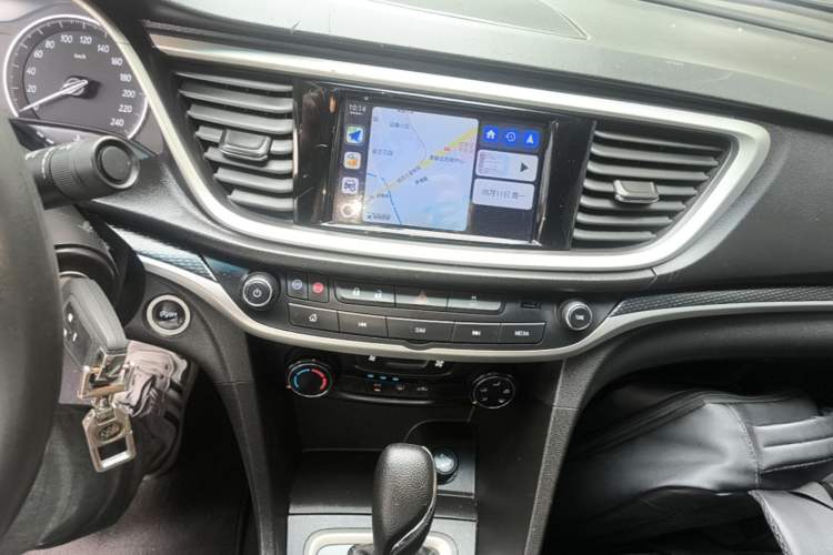 Used Buick GT 2021 Revised Version 1.3T Automatic Mild Hybrid Elite Edition Audio And AC Panel
