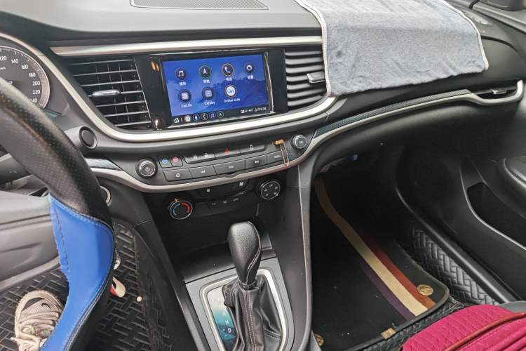 Used Buick GT 2021 1.3T Automatic Mild Hybrid Elite Version Audio And AC Panel