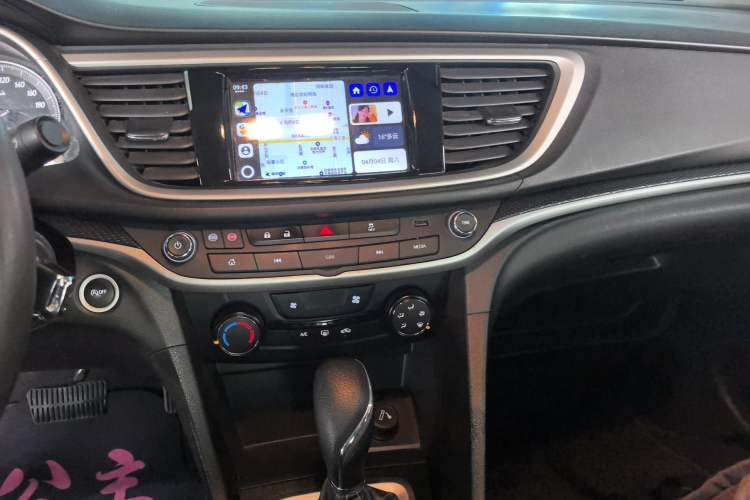 Used Buick GT 2021 Revised Version Flagship 1.5L Automatic Elite Edition Audio And AC Panel