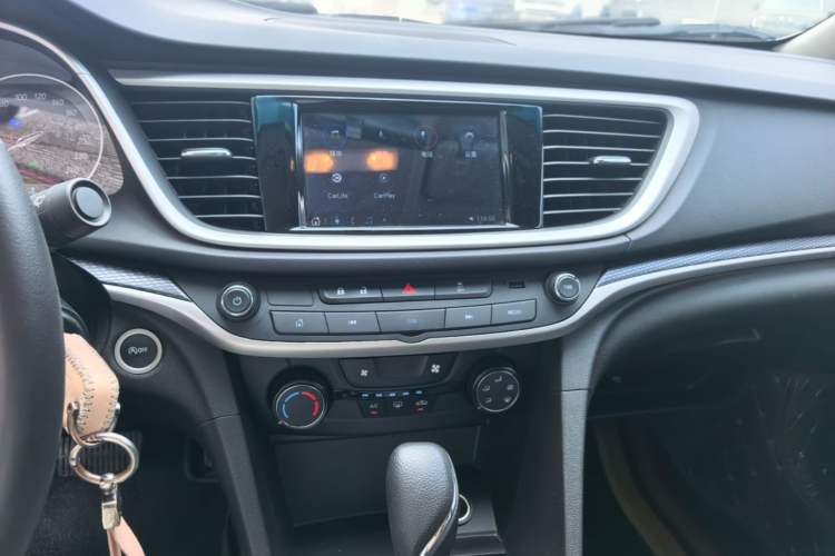 Used Buick GT 2021 Revised Version 1.3T Automatic Mild Hybrid Advanced Edition Audio And AC Panel