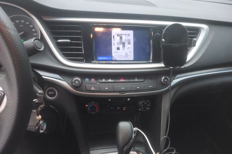 Used Buick GT 2021 Revised Version Flagship 1.5L Automatic Elite Edition Audio And AC Panel