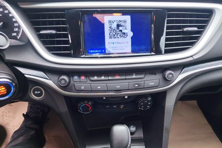 Used Buick GT 2021 Revised Version Flagship 1.5L Automatic Elite Edition Audio And AC Panel