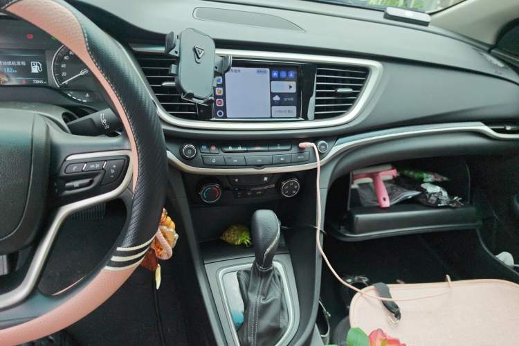 Used Buick GT 2021 Revised Version 1.3T Automatic Mild Hybrid Elite Edition Audio And AC Panel