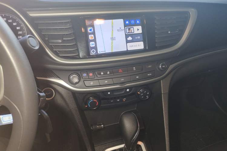 Used Buick GT 2021 Revised Version Flagship 1.5L Automatic Elite Edition Audio And AC Panel