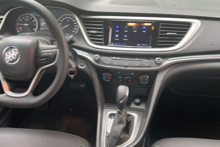 Used Buick GT 2021 Revised Version Flagship 1.5L Automatic Elite Edition Audio And AC Panel