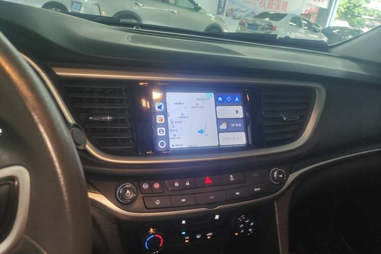 Used Buick GT 2021 Revised Version Flagship 1.5L Automatic Elite Edition Audio And AC Panel