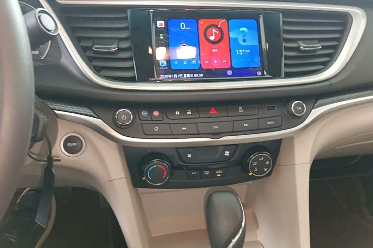 Used Buick GT 2021 Exemplar 1.5L Automatic Elite Version Audio And AC Panel