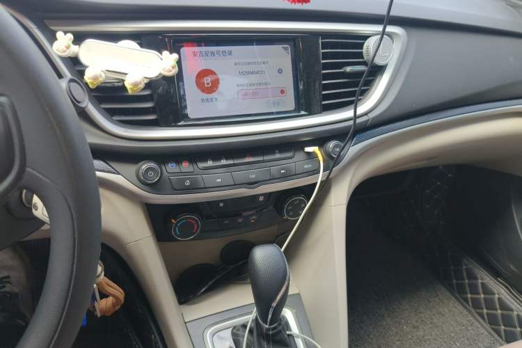 Used Buick GT 2021 Exemplar 1.5L Automatic Elite Version Audio And AC Panel