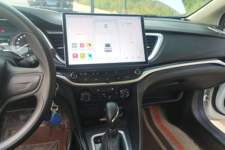 Used Buick GT 2021 1.3T Automatic Mild Hybrid Elite Version Audio And AC Panel