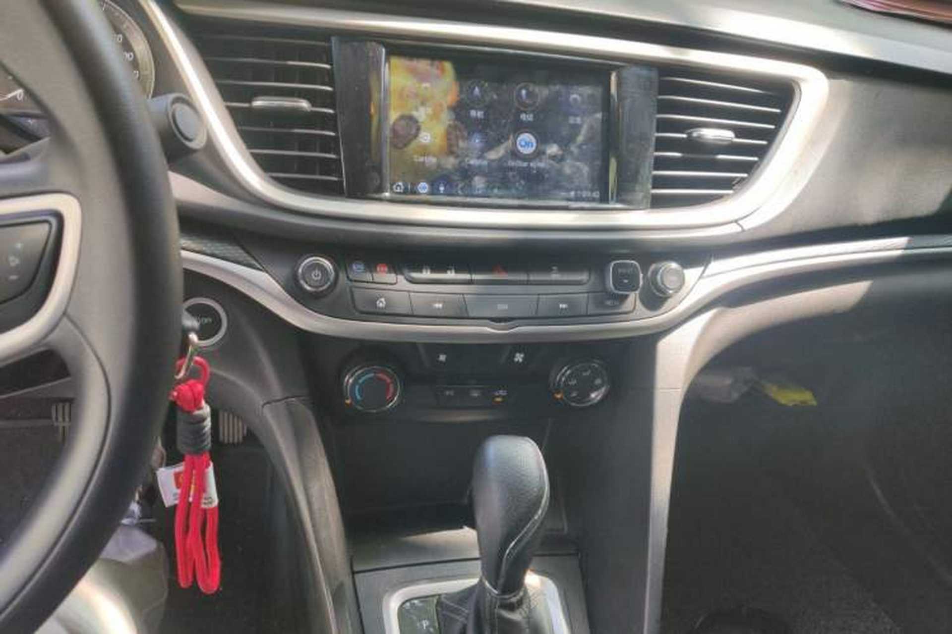 Used Buick GT 2021 Revised Version 1.3T Automatic Mild Hybrid Elite Edition Audio And AC Panel