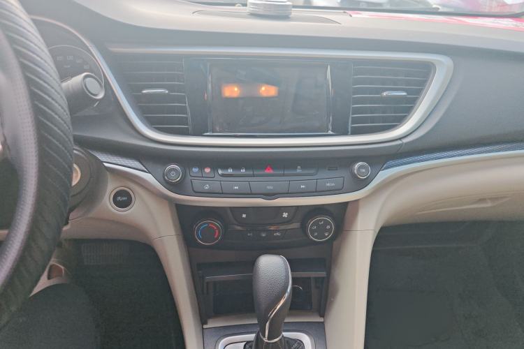 Used Buick GT 2021 Exemplar 1.5L Automatic Elite Version Audio And AC Panel