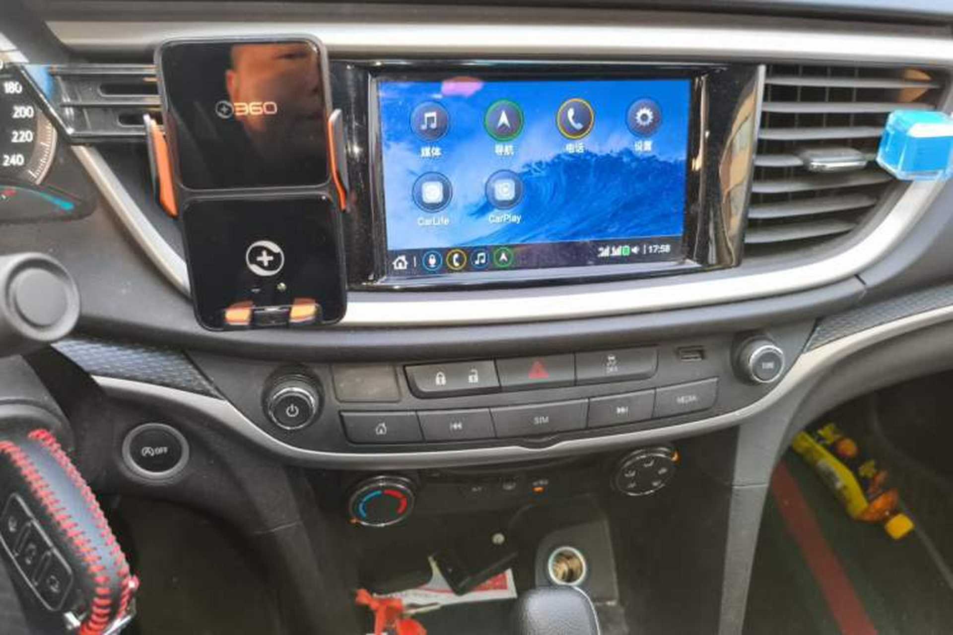Used Buick GT 2021 Revised Version Flagship 1.5L Automatic Entry-Level Trim Audio And AC Panel