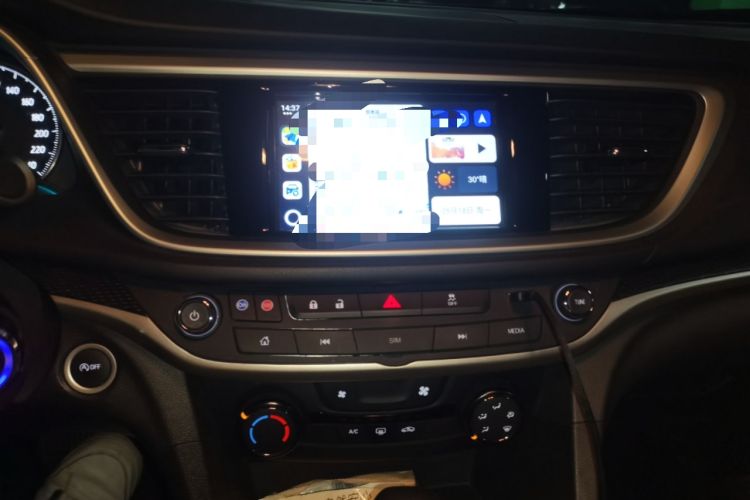 Used Buick GT 2021 Revised Version Flagship 1.5L Automatic Elite Edition Audio And AC Panel