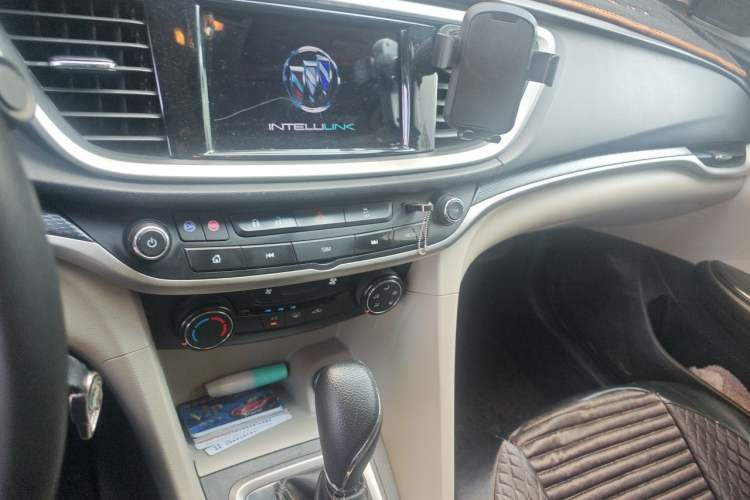 Used Buick GT 2021 Exemplar 1.5L Automatic Elite Version Audio And AC Panel