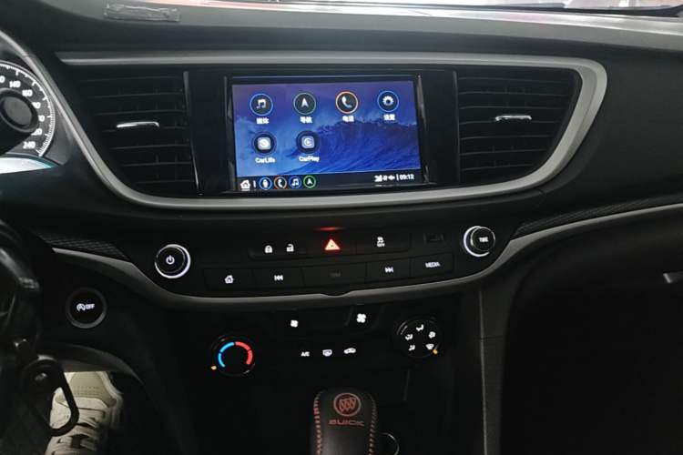Used Buick GT 2021 Revised Version Flagship 1.5L Automatic Elite Edition Audio And AC Panel