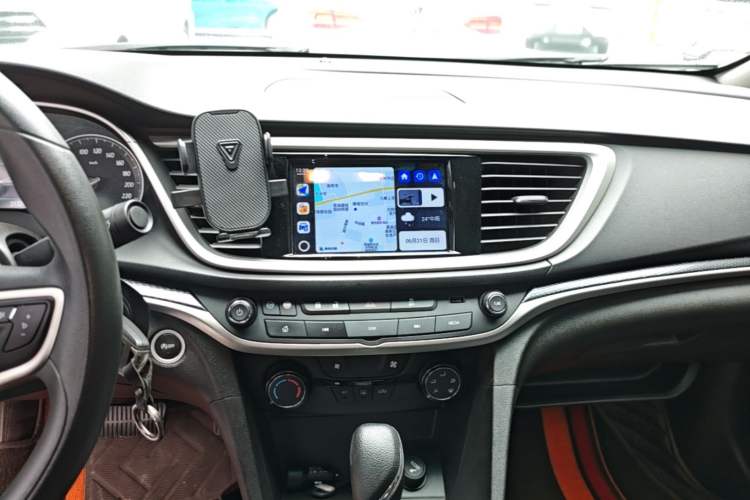 Used Buick GT 2021 Revised Version Flagship 1.5L Automatic Elite Edition Audio And AC Panel