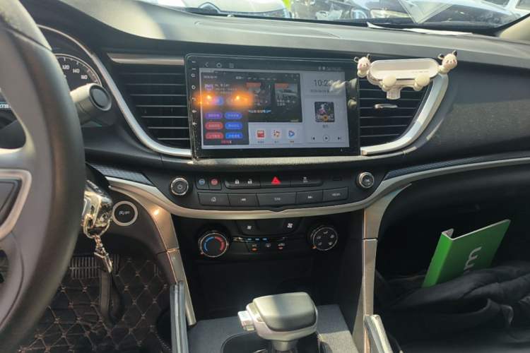 Used Buick GT 2021 Revised Version 1.3T Automatic Mild Hybrid Elite Edition Audio And AC Panel