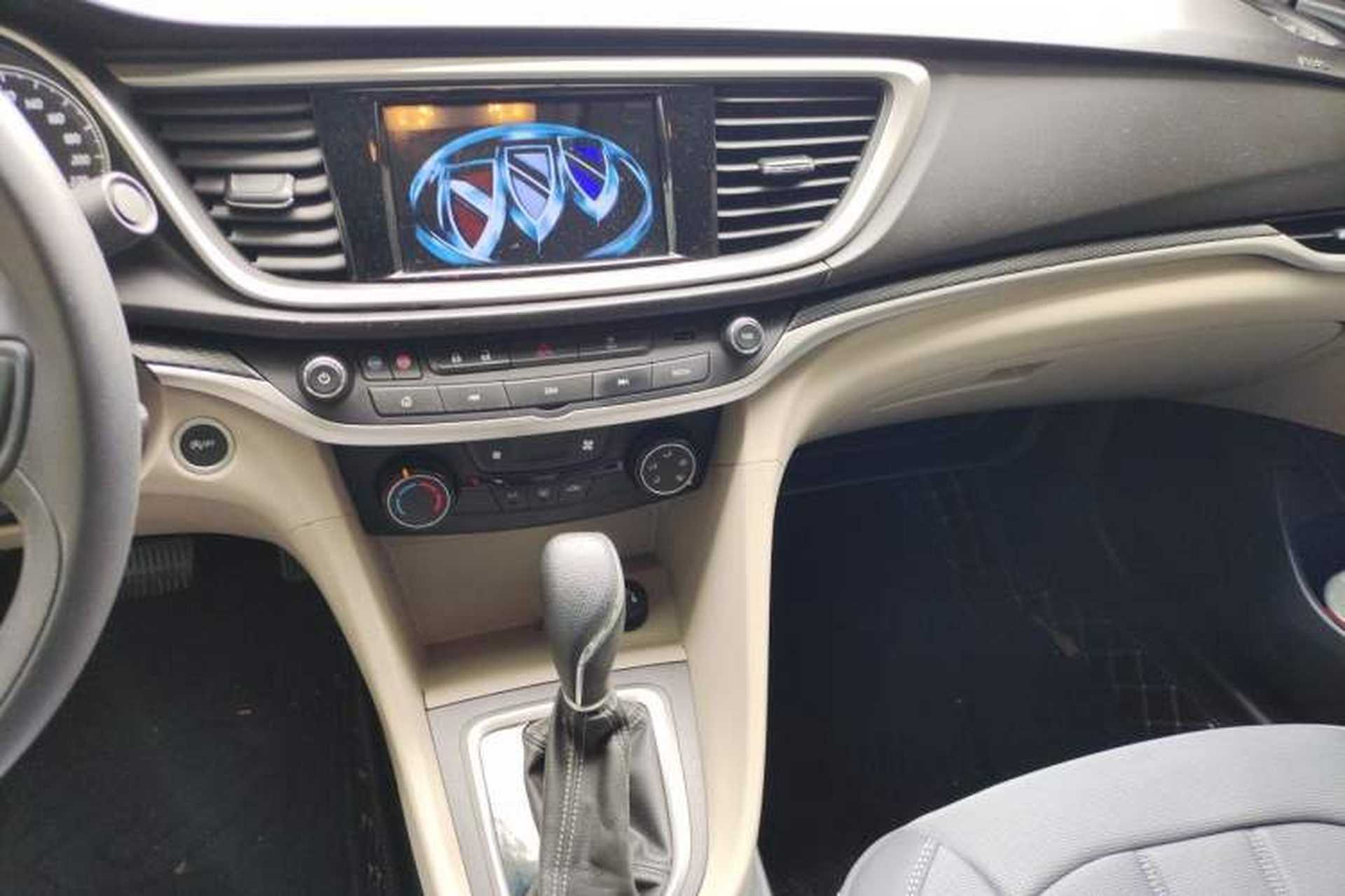 Used Buick GT 2021 Exemplar 1.5L Automatic Elite Version Audio And AC Panel