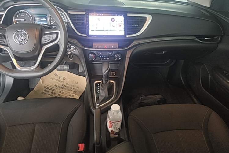 Used Buick GT 2021 Revised Version Flagship 1.5L Automatic Entry-Level Trim Audio And AC Panel