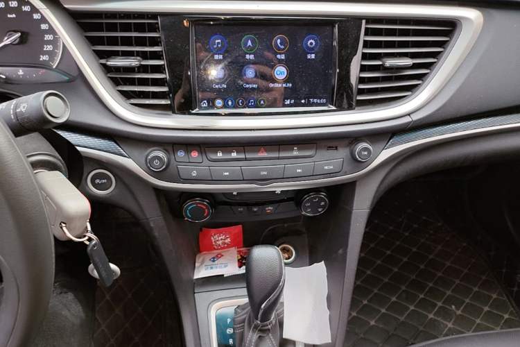 Used Buick GT 2021 Revised Version Flagship 1.5L Automatic Elite Edition Audio And AC Panel