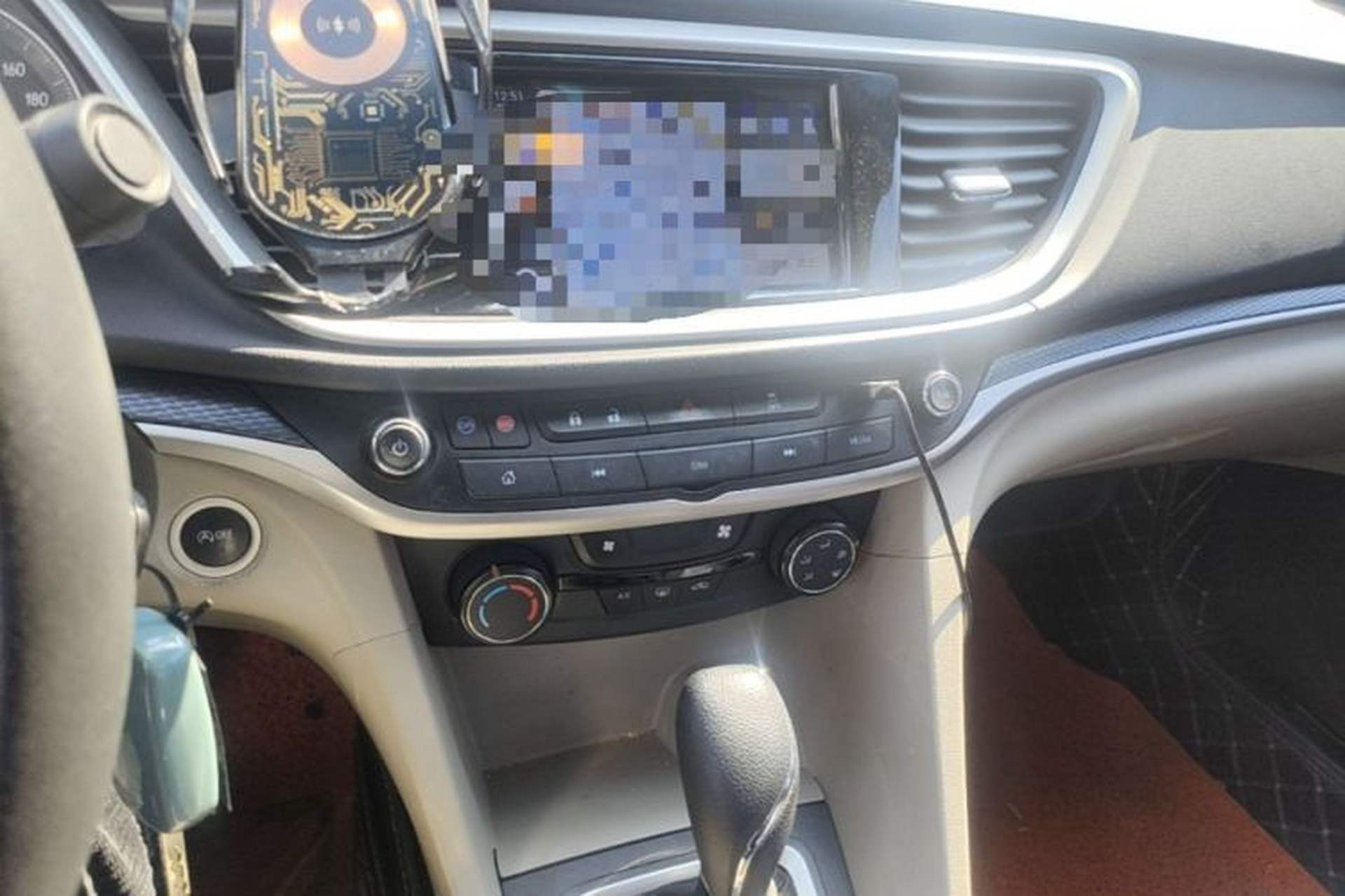 Used Buick GT 2021 Revised Version Flagship 1.5L Automatic Elite Edition Audio And AC Panel