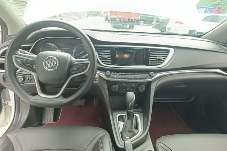 Used Buick GT 2021 Revised Version Flagship 1.5L Automatic Elite Edition Audio And AC Panel