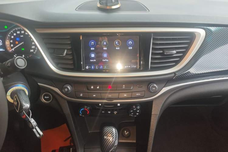 Used Buick GT 2021 Revised Version Flagship 1.5L Automatic Elite Edition Audio And AC Panel