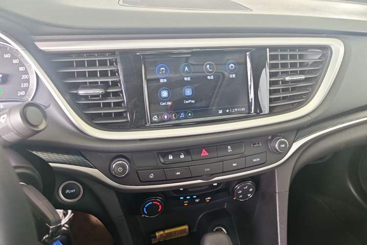 Used Buick GT 2021 Revised Version 1.3T Automatic Mild Hybrid Elite Edition Audio And AC Panel