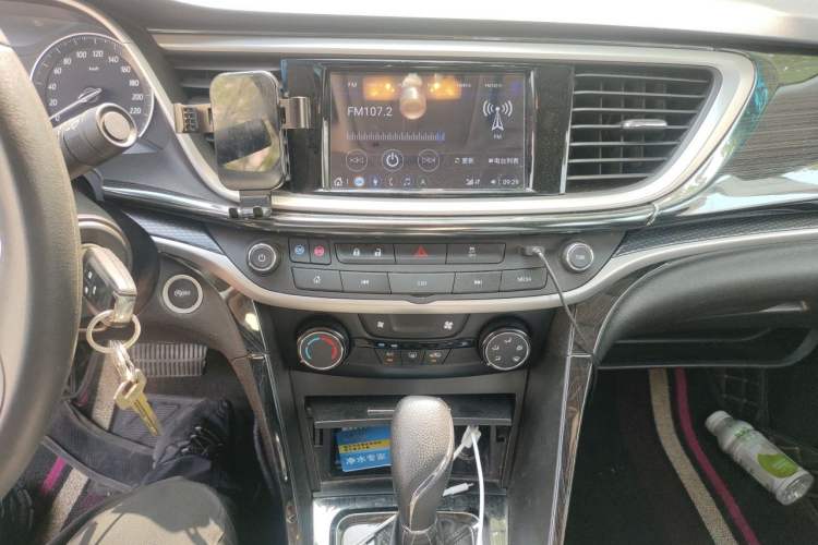 Used Buick GT 2021 Revised Version 1.3T Automatic Mild Hybrid Elite Edition Audio And AC Panel