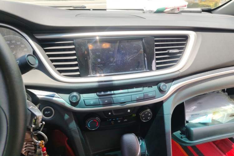 Used Buick GT 2021 Revised Version Flagship 1.5L Automatic Elite Edition Audio And AC Panel