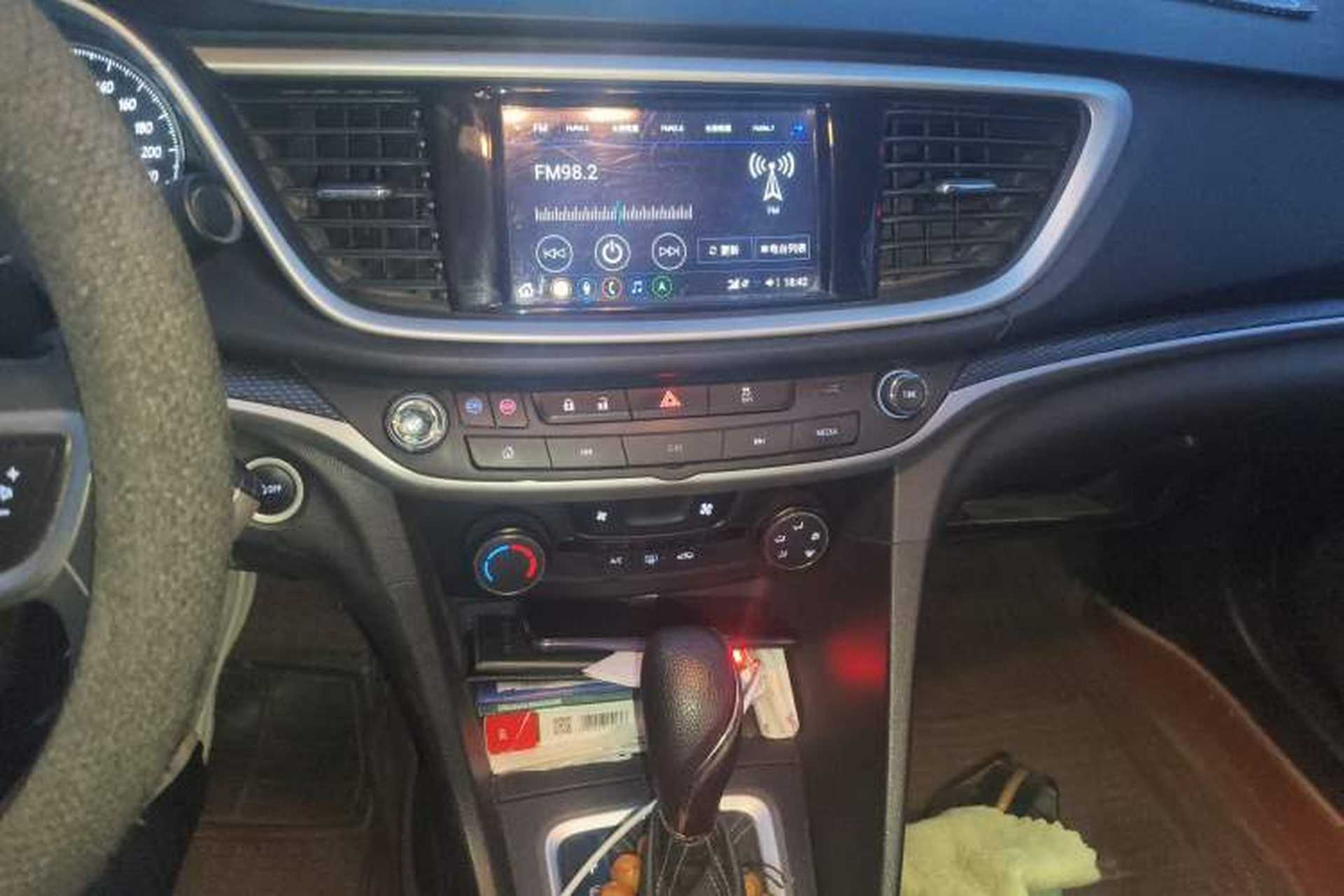 Used Buick GT 2021 Revised Version 1.3T Automatic Mild Hybrid Elite Edition Audio And AC Panel