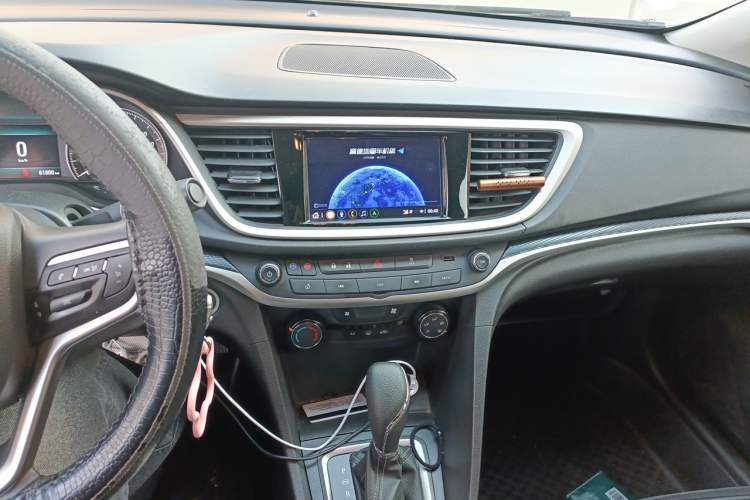 Used Buick GT 2021 Revised Version Flagship 1.5L Automatic Elite Edition Audio And AC Panel