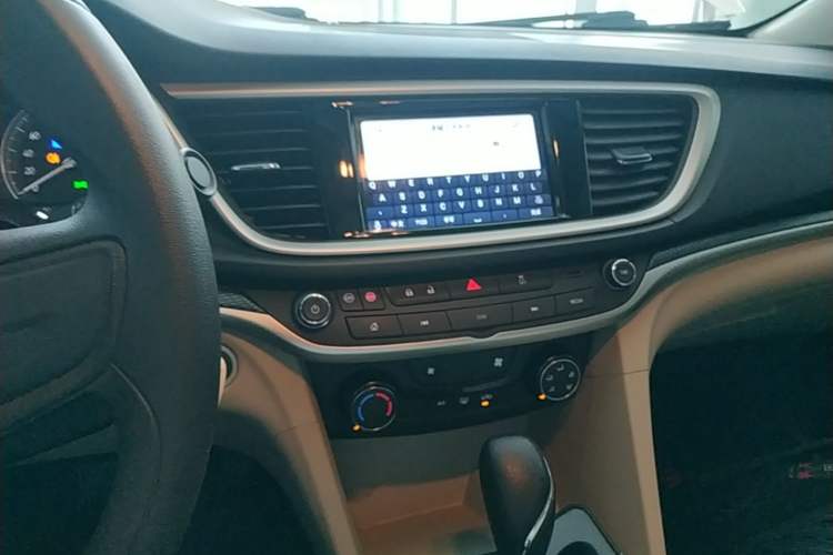 Used Buick GT 2021 Exemplar 1.5L Automatic Elite Version Audio And AC Panel