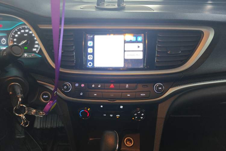 Used Buick GT 2021 Revised Version Flagship 1.5L Automatic Elite Edition Audio And AC Panel