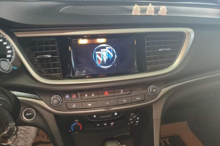 Used Buick GT 2021 Revised Version Flagship 1.5L Automatic Elite Edition Audio And AC Panel