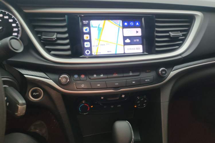 Used Buick GT 2021 Revised Version Flagship 1.5L Automatic Elite Edition Audio And AC Panel
