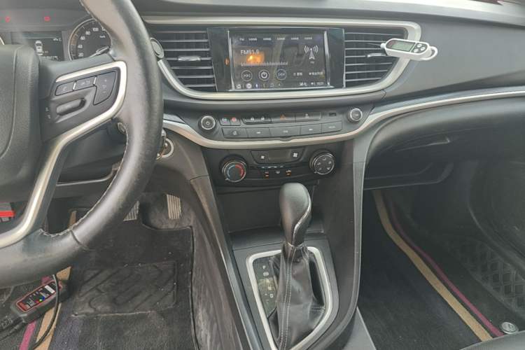 Used Buick GT 2021 1.3T Automatic Mild Hybrid Elite Version Audio And AC Panel