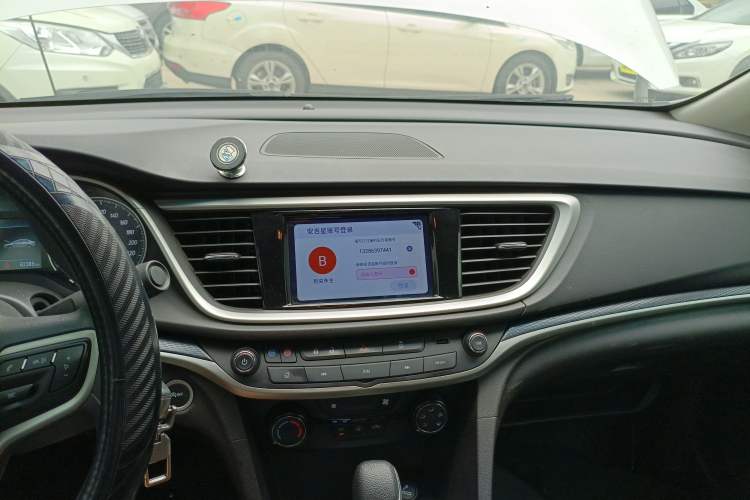 Used Buick GT 2021 Revised Version Flagship 1.5L Automatic Elite Edition Audio And AC Panel