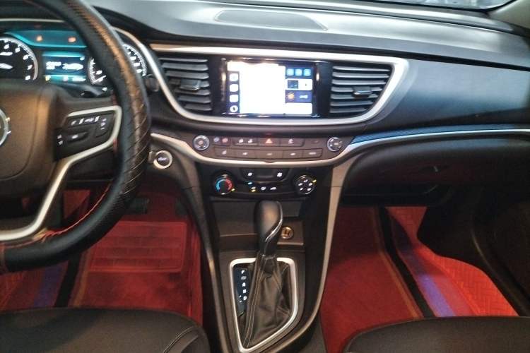 Used Buick GT 2021 Revised Version Flagship 1.5L Automatic Elite Edition Audio And AC Panel