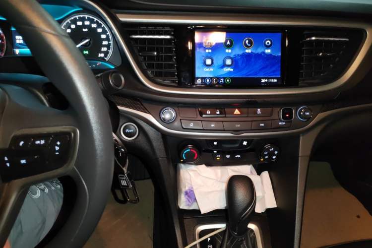 Used Buick GT 2021 Revised Version 1.3T Automatic Mild Hybrid Elite Edition Audio And AC Panel