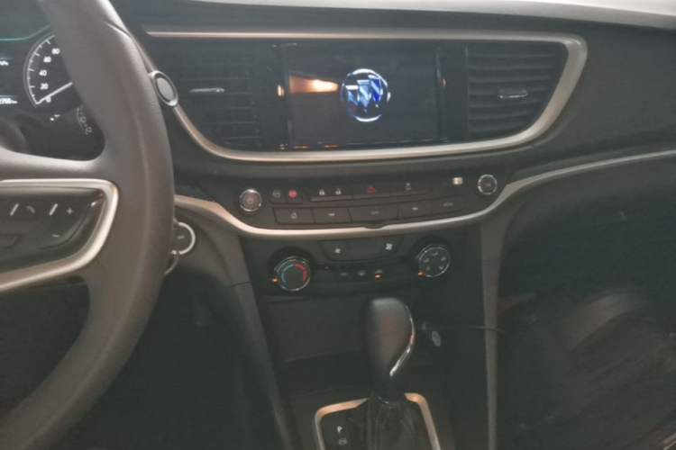 Used Buick GT 2021 1.3T Automatic Mild Hybrid Elite Version Audio And AC Panel