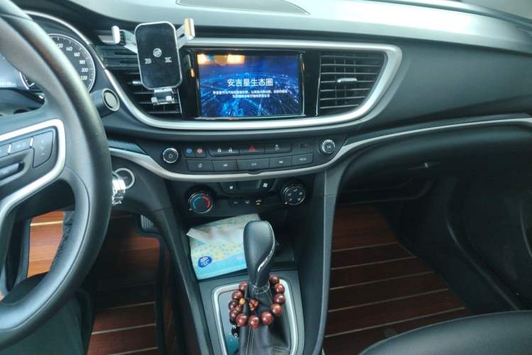 Used Buick GT 2021 Revised Version 1.3T Automatic Mild Hybrid Elite Edition Audio And AC Panel