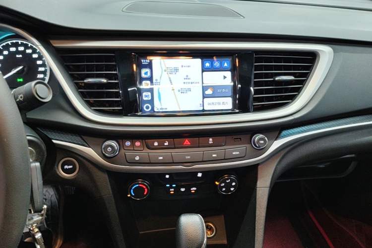 Used Buick GT 2021 Revised Version Flagship 1.5L Automatic Elite Edition Audio And AC Panel