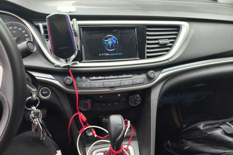 Used Buick GT 2021 Revised Version Flagship 1.5L Automatic Elite Edition Audio And AC Panel