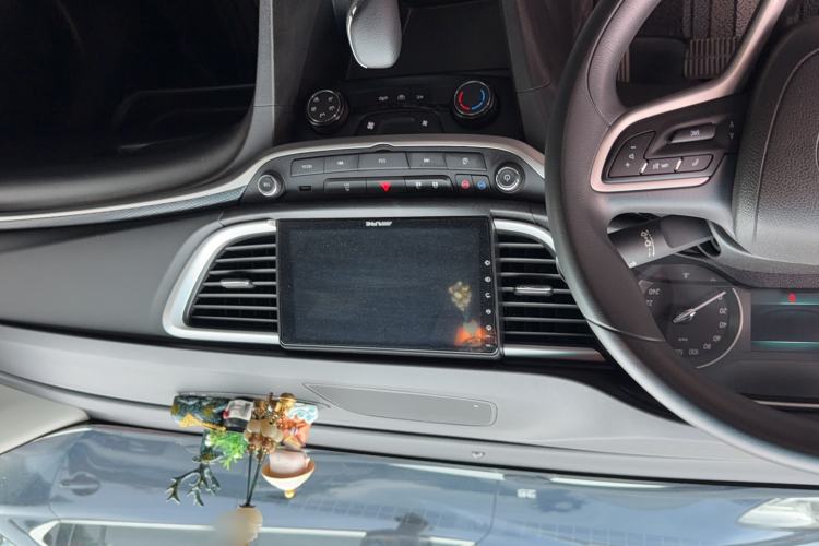 Used Buick GT 2021 Revised Version Flagship 1.5L Automatic Elite Edition Audio And AC Panel