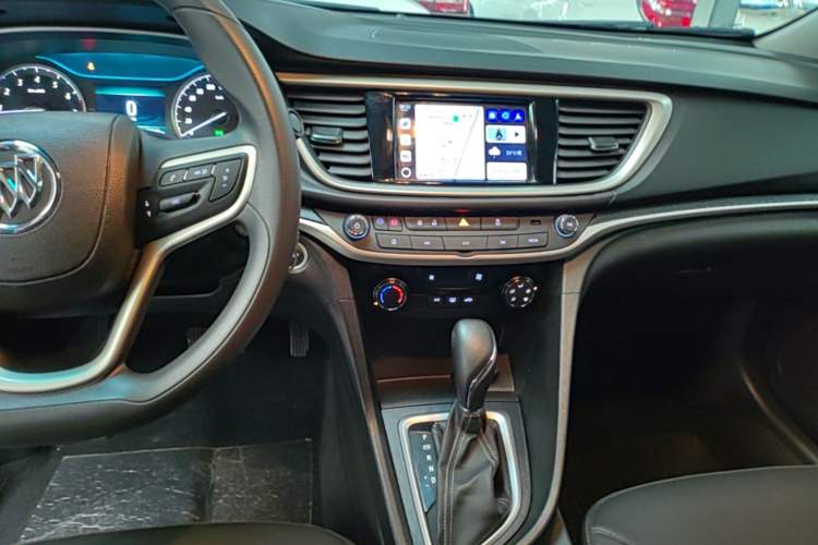 Used Buick GT 2021 Revised Version Flagship 1.5L Automatic Elite Edition Audio And AC Panel