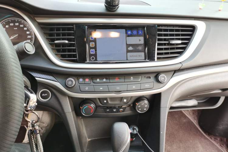 Used Buick GT 2021 Revised Version Flagship 1.5L Automatic Elite Edition Audio And AC Panel