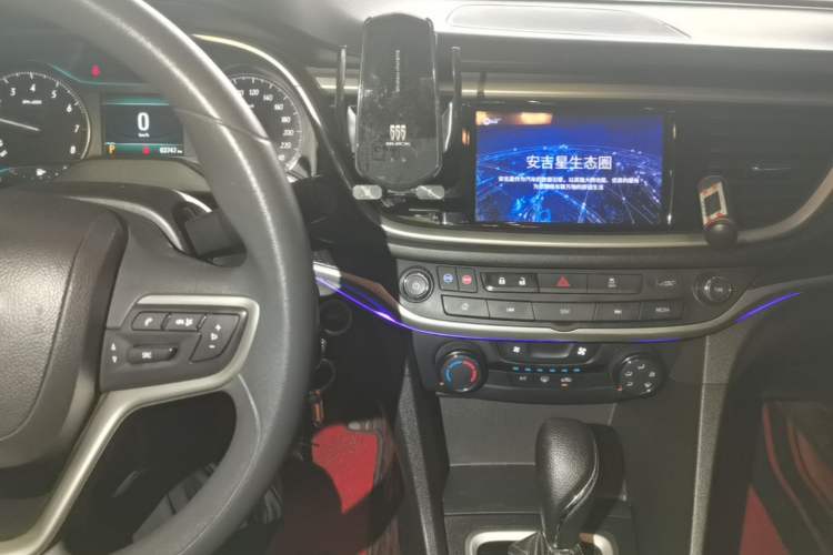 Used Buick GT 2021 Revised Version Flagship 1.5L Automatic Elite Edition Audio And AC Panel